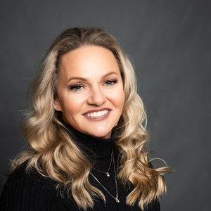 Meet your Posher, Gina